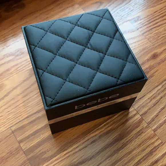 Like new Bebe watch bracelet - Picture 5 of 6